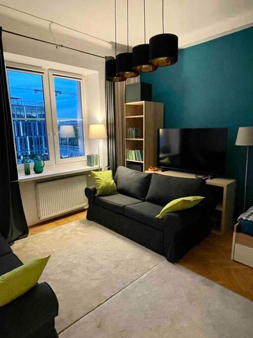 Апартаменты Super Square Metro X2 Fast Wifi 55'Tv Netflix Hbo Appletv+ Amazontv Варшава Экстерьер фото