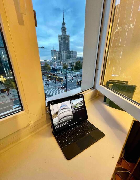 Апартаменты Super Square Metro X2 Fast Wifi 55'Tv Netflix Hbo Appletv+ Amazontv Варшава Экстерьер фото
